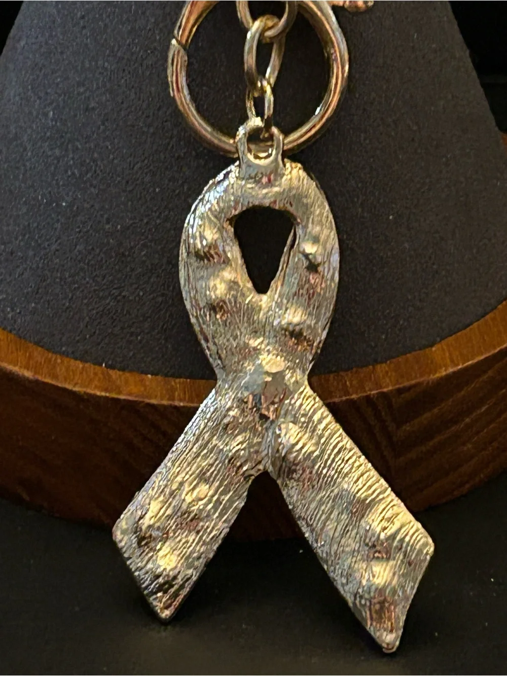 Pink Crystal Support Awareness Ribbon Card Holder Bag Charm Keychain - Gold